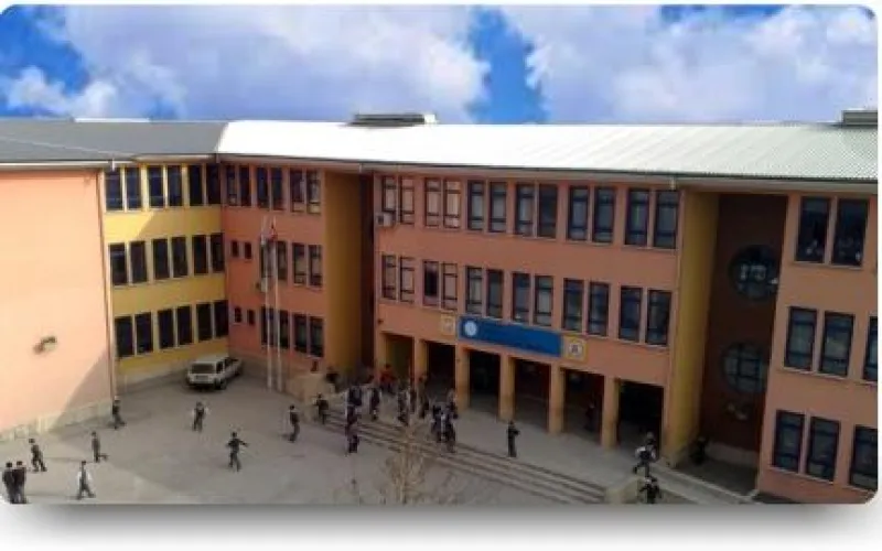 Kırıkkale Şehit Erdem Mut Ortaokulu - Kırıkkale Ortaokulları