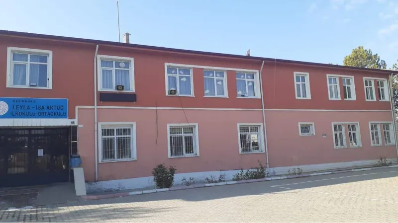 Kırıkkale Leyla İsa Aktuğ Ortaokulu - Kırıkkale Ortaokulları