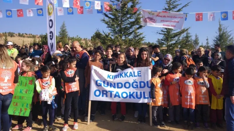 Kırıkkale Şehit Ferdican Altunkaş Ortaokulu - Kırıkkale Ortaokulları
