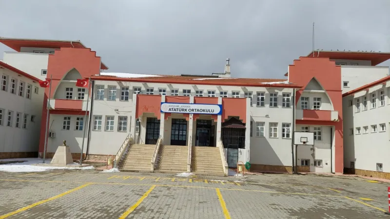 Kırşehir Atatürk Ortaokulu - Kırşehir Ortaokulları
