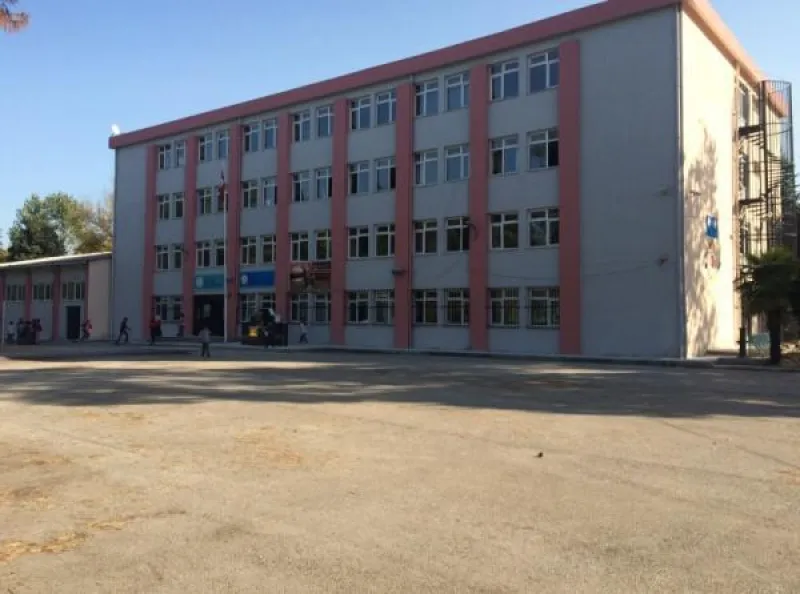 Kocaeli Kullar İmam Hatip Ortaokulu - Kocaeli Ortaokulları