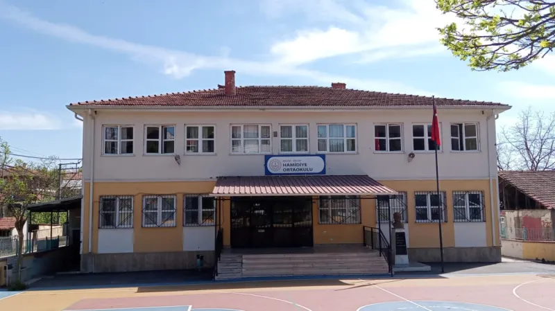 Kocaeli Hamidiye Ortaokulu - Kocaeli Ortaokulları