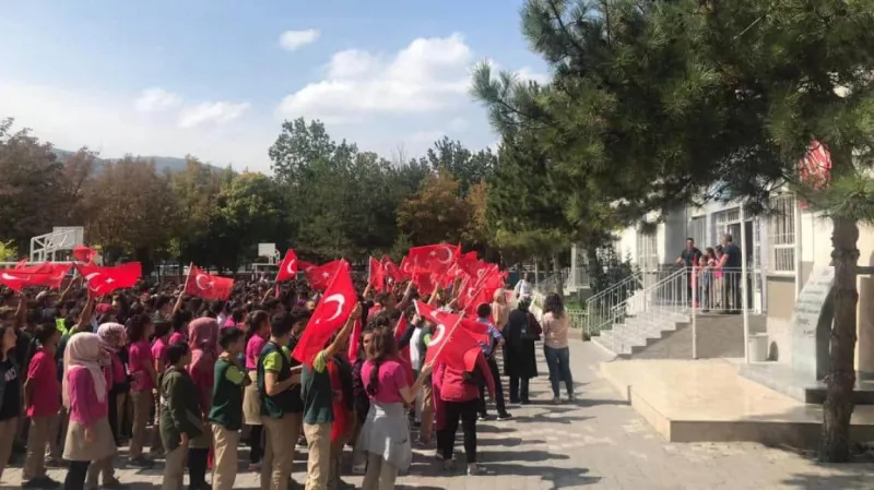 Linyit Ortaokulu Fotoğrafı