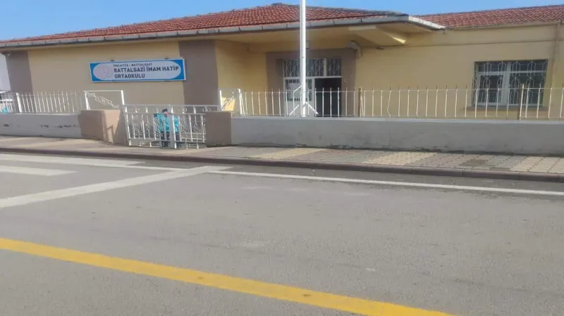 Malatya Battalgazi İmam Hatip Ortaokulu - Malatya Ortaokulları