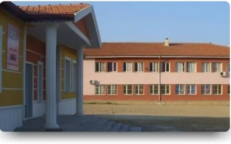 Manisa Hacı Kelepirci Ortaokulu - Manisa Ortaokulları