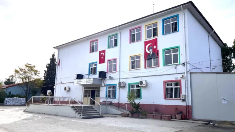 Manisa Delemenler Ortaokulu - Manisa Ortaokulları