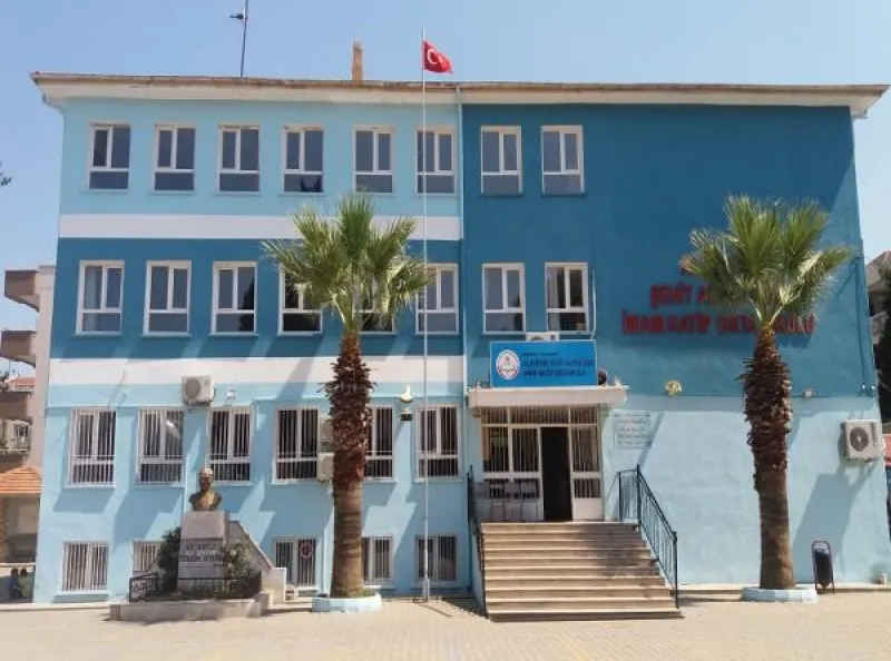 Manisa Alaşehir Şehit Alper Zor İmam Hatip Ortaokulu - Manisa Ortaokulları