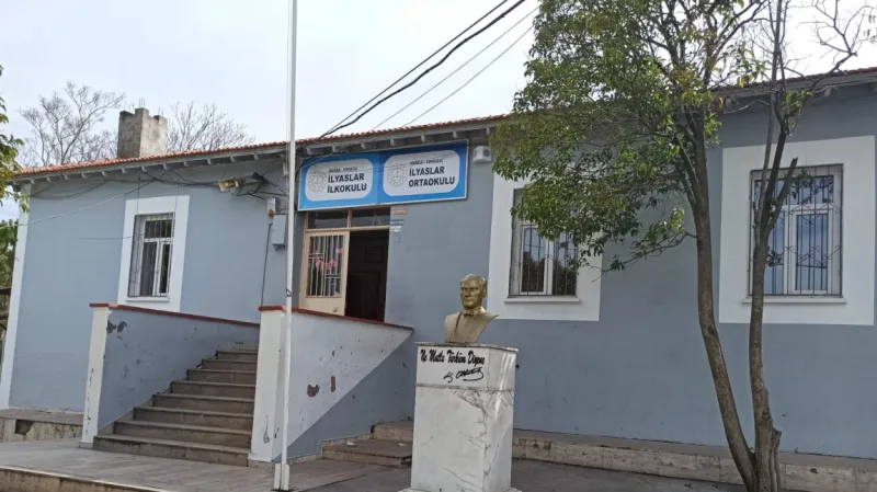 Manisa İlyaslar Ortaokulu - Manisa Ortaokulları