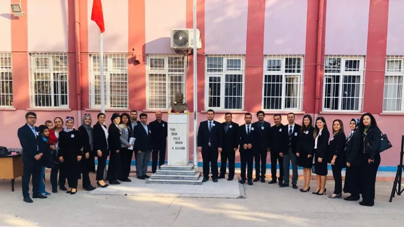 Manisa Rüştü Akbıyıkoğlu Ortaokulu - Manisa Ortaokulları