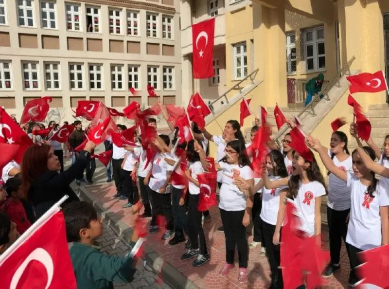 Manisa Gediz Ortaokulu - Manisa Ortaokulları