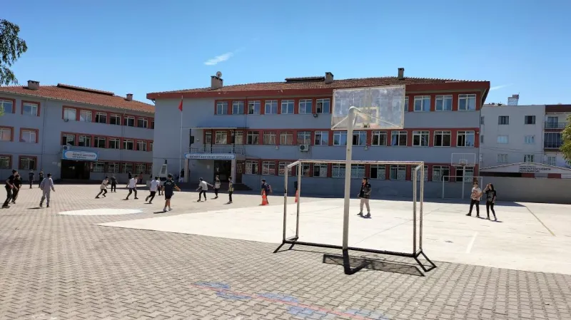 Manisa Mehmet Akif Ersoy Ortaokulu - Manisa Ortaokulları