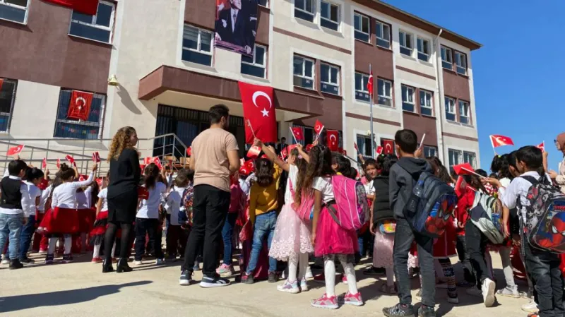 Mardin Çalışlı Aziz Sağlam Ortaokulu - Mardin Ortaokulları