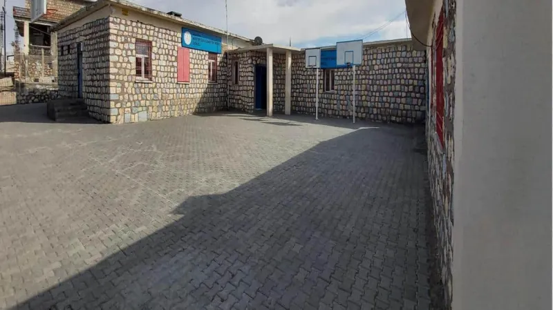 Kayatepe Sadi-Sabahattin Evrensel Ortaokulu Fotoğrafı