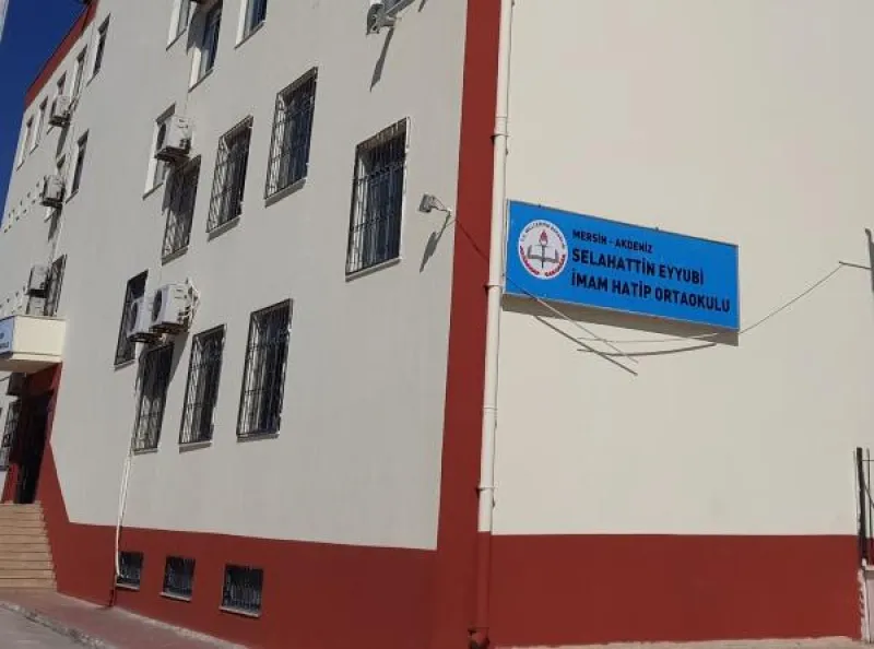 Selahaddin Eyyubi İmam Hatip Ortaokulu Fotoğrafı