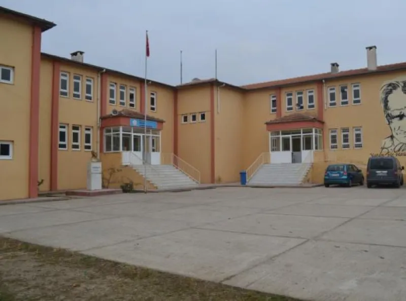 Muğla Derince Ortaokulu - Muğla Ortaokulları