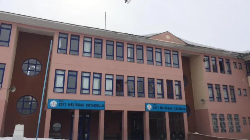Muş 2071 Melikşah Ortaokulu - Muş Ortaokulları