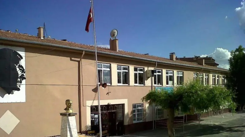 Niğde Asım Eren Ortaokulu - Niğde Ortaokulları