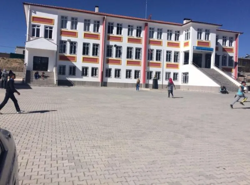 Niğde Bozköy İmam Hatip Ortaokulu - Niğde Ortaokulları