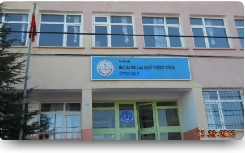 Niğde Hacıabdullah Şehit Doğan Demir Ortaokulu - Niğde Ortaokulları
