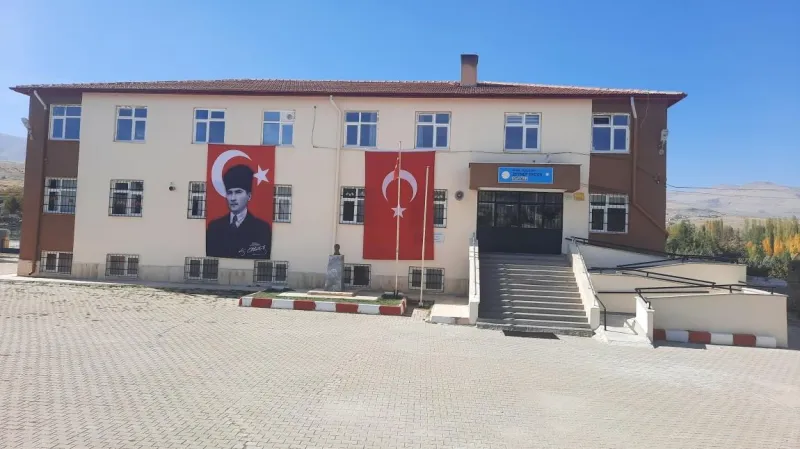 Niğde Yıldıztepe Zeynep Erden Ortaokulu - Niğde Ortaokulları