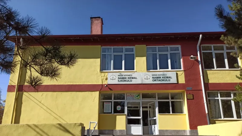 Niğde Koyunlu Namık Kemal Ortaokulu - Niğde Ortaokulları