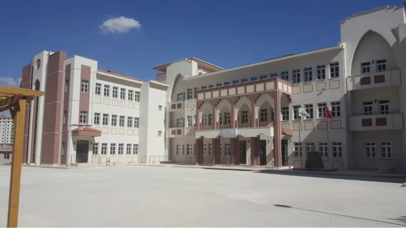 Niğde Halil Kitapçı Ortaokulu - Niğde Ortaokulları