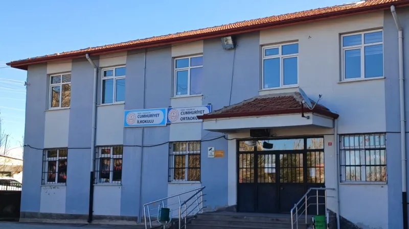 Niğde Yeşilgölcük Cumhuriyet Ortaokulu - Niğde Ortaokulları