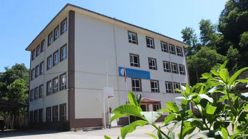 Rize Şehit Murat Çalışkaner İmam Hatip Ortaokulu - Rize Ortaokulları