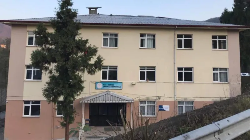 Rize Ortapazar Ortaokulu - Rize Ortaokulları