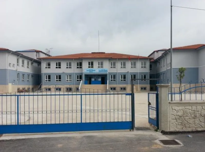 Sakarya Prof.Dr.İsmail Cerrahoğlu İmam Hatip Ortaokulu - Sakarya Ortaokulları