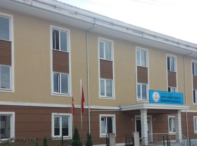 Sakarya Şehit Ahmet Özsoy İmam Hatip Ortaokulu - Sakarya Ortaokulları