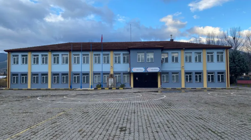 Sakarya Yenice Ortaokulu - Sakarya Ortaokulları