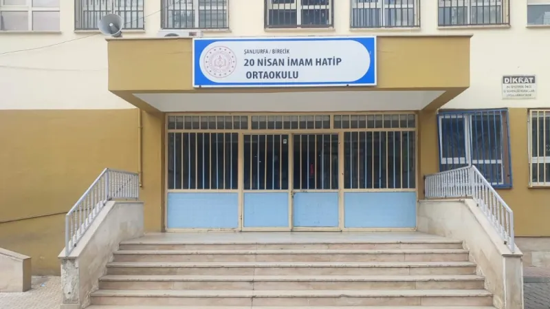Şanlıurfa 20 Nisan İmam Hatip Ortaokulu - Şanlıurfa Ortaokulları
