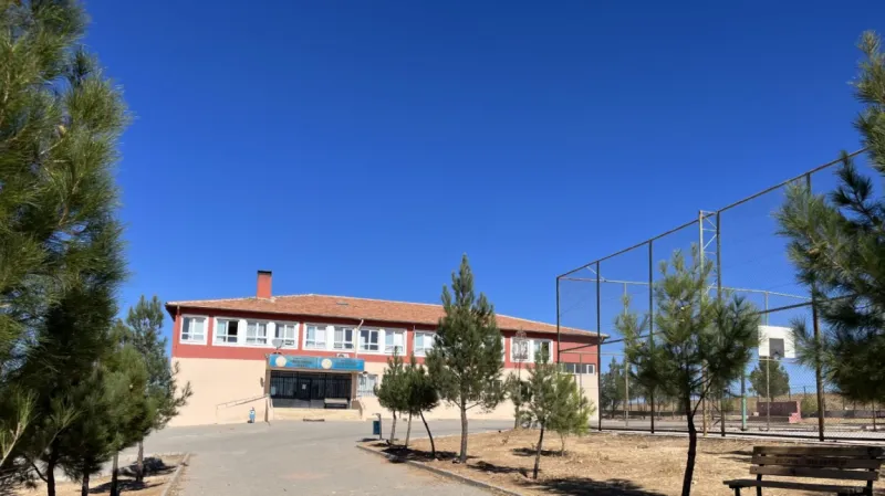 Şanlıurfa Yukarı Demircik İmam Hatip Ortaokulu - Şanlıurfa Ortaokulları