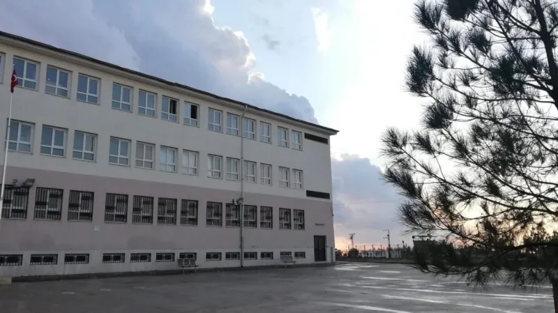 Şanlıurfa Ceylanpınar Muratlı İmam Hatip Ortaokulu - Şanlıurfa Ortaokulları