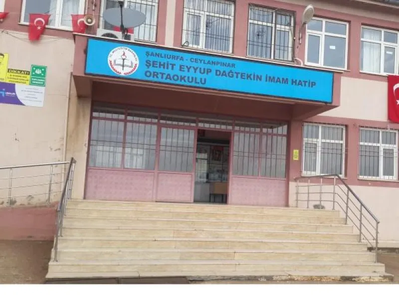 Şanlıurfa Şehit Eyyüp Dağtekin İmam Hatip Ortaokulu - Şanlıurfa Ortaokulları