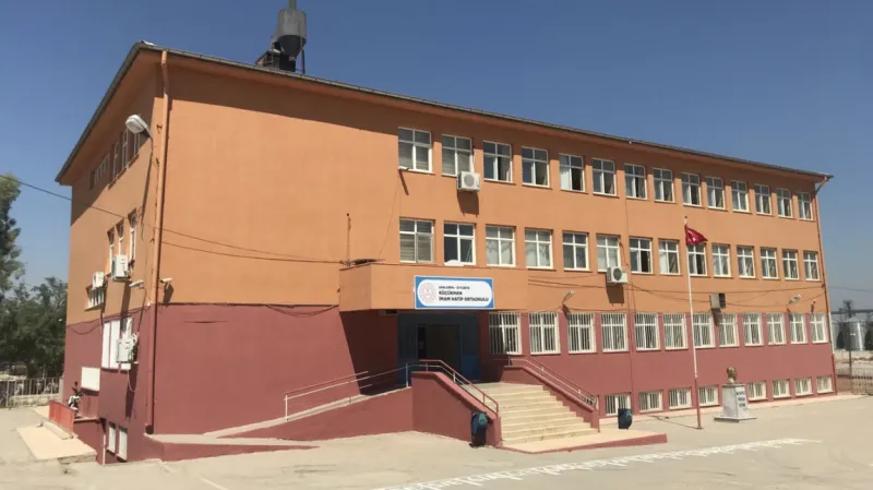 Şanlıurfa Küçükhan İmam Hatip Ortaokulu - Şanlıurfa Ortaokulları