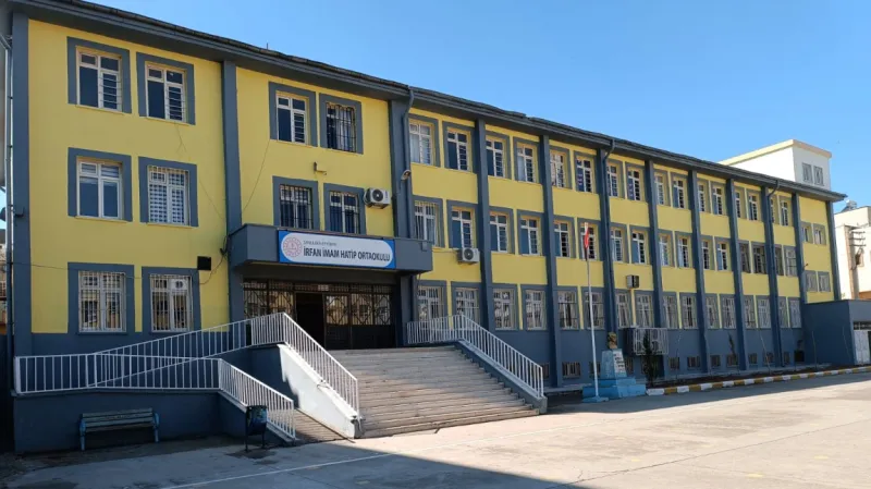 Şanlıurfa İrfan İmam Hatip Ortaokulu - Şanlıurfa Ortaokulları