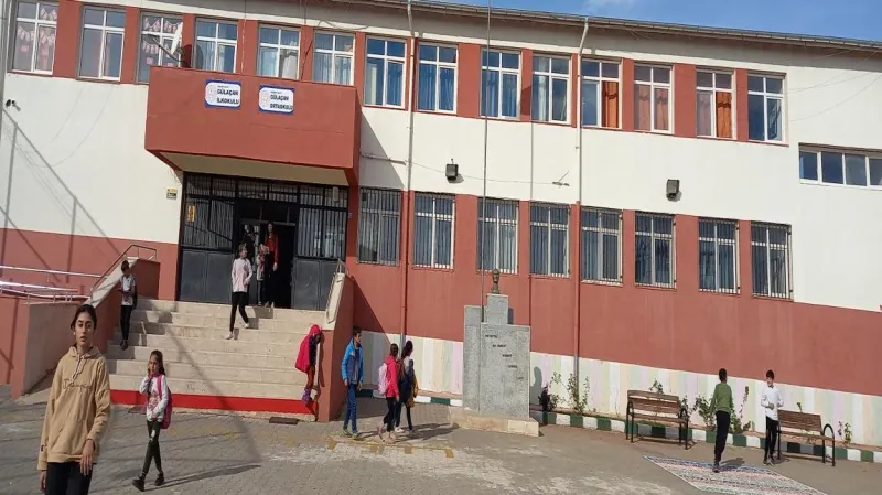 Şanlıurfa Gülaçan Ortaokulu - Şanlıurfa Ortaokulları