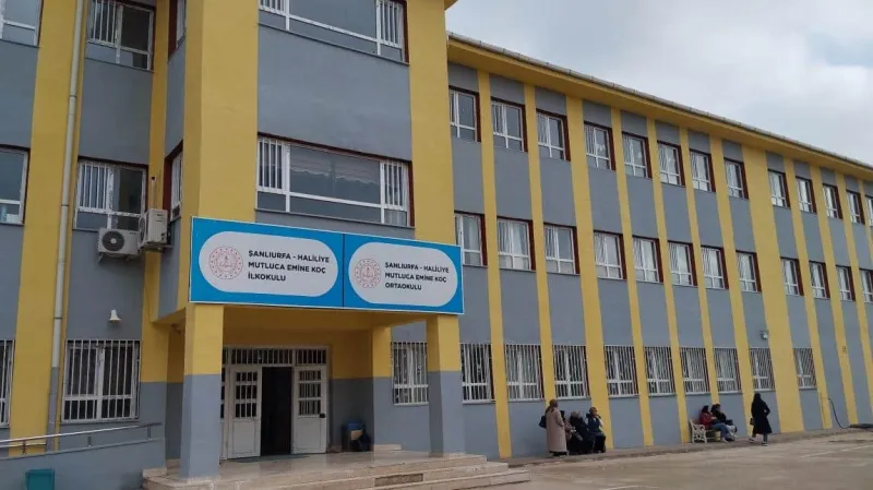 Şanlıurfa Mutluca Emine Koç Ortaokulu - Şanlıurfa Ortaokulları