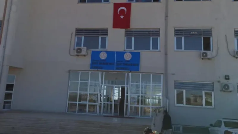 Şanlıurfa Şehit İbrahim İnco Ortaokulu - Şanlıurfa Ortaokulları