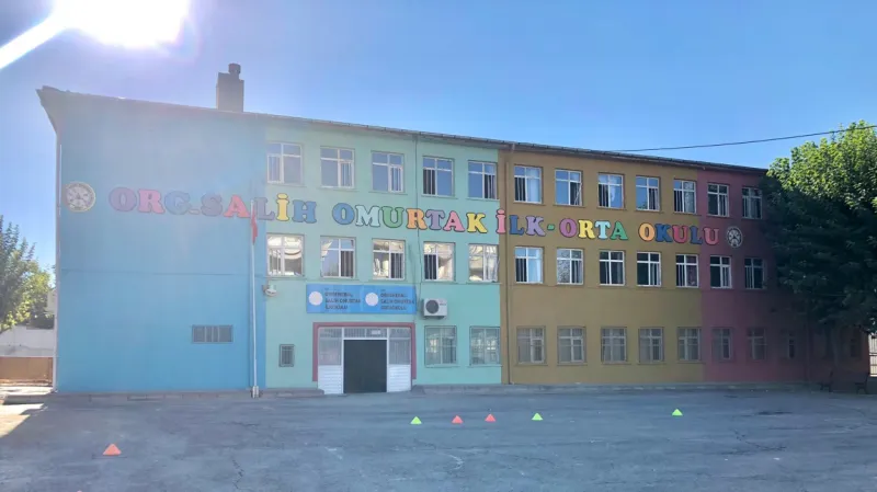 Siirt Orgeneral Salih Omurtak Ortaokulu - Siirt Ortaokulları
