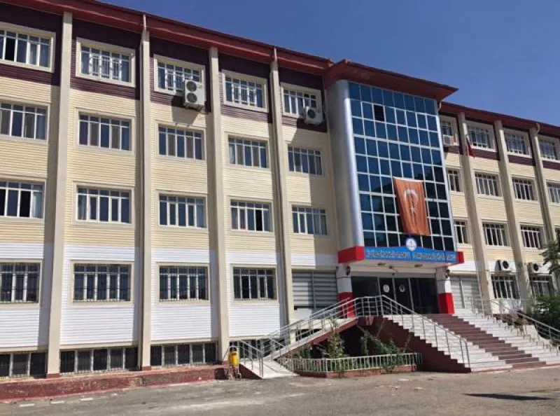 Siirt Milli İrade İmam Hatip Ortaokulu - Siirt Ortaokulları