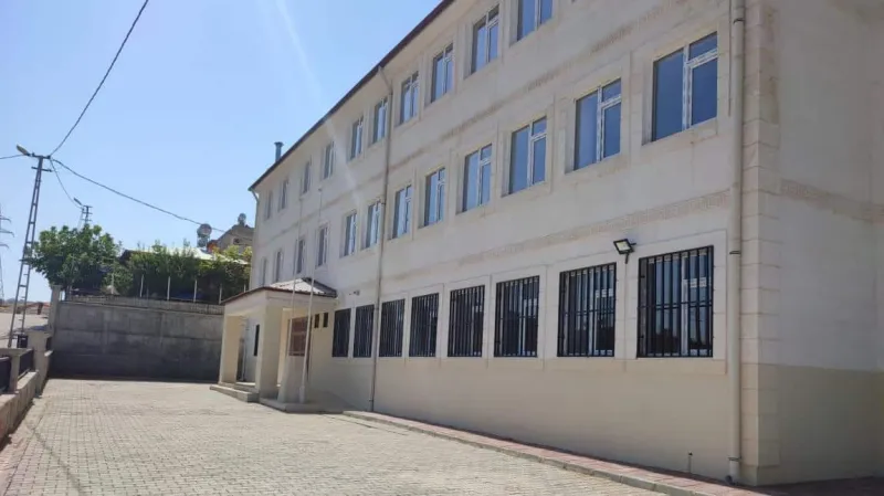 Siirt Adnan Menderes Ortaokulu - Siirt Ortaokulları