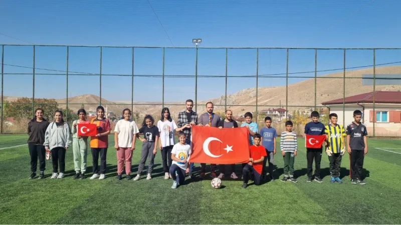 Sivas Dudu Akdere Eskihamal Ortaokulu - Sivas Ortaokulları