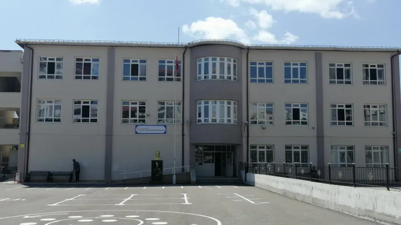 Sivas Şehit Faruk Aydoğdu Ortaokulu - Sivas Ortaokulları