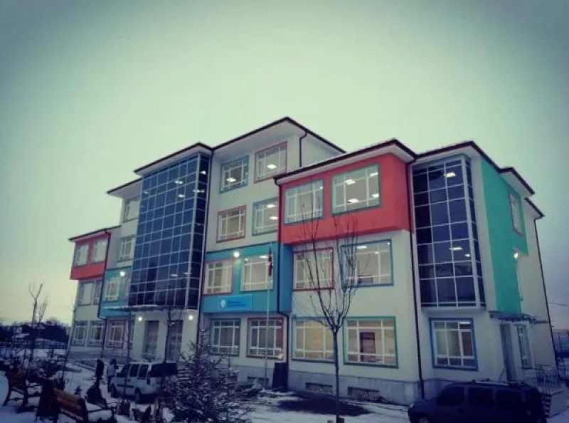 Sivas Şehit Adem Koç Ortaokulu - Sivas Ortaokulları