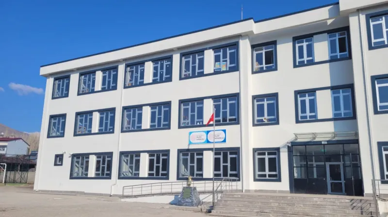 Sivas Yıldız Ortaokulu - Sivas Ortaokulları