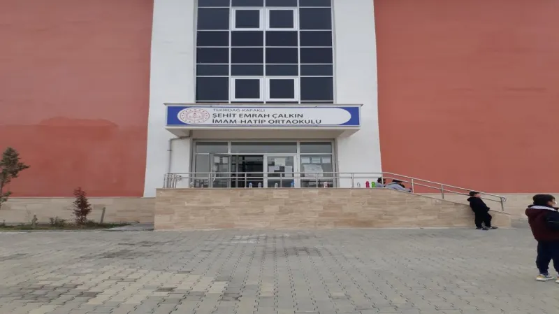 Tekirdağ Şehit Emrah Çalkın İmam Hatip Ortaokulu - Tekirdağ Ortaokulları