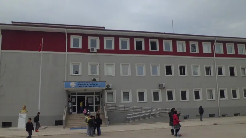 Tokat Mevlana Ortaokulu - Tokat Ortaokulları